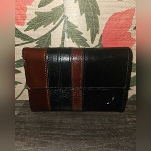 Patricia Nash Black/British Tan Leather Bi-Fold Wallet